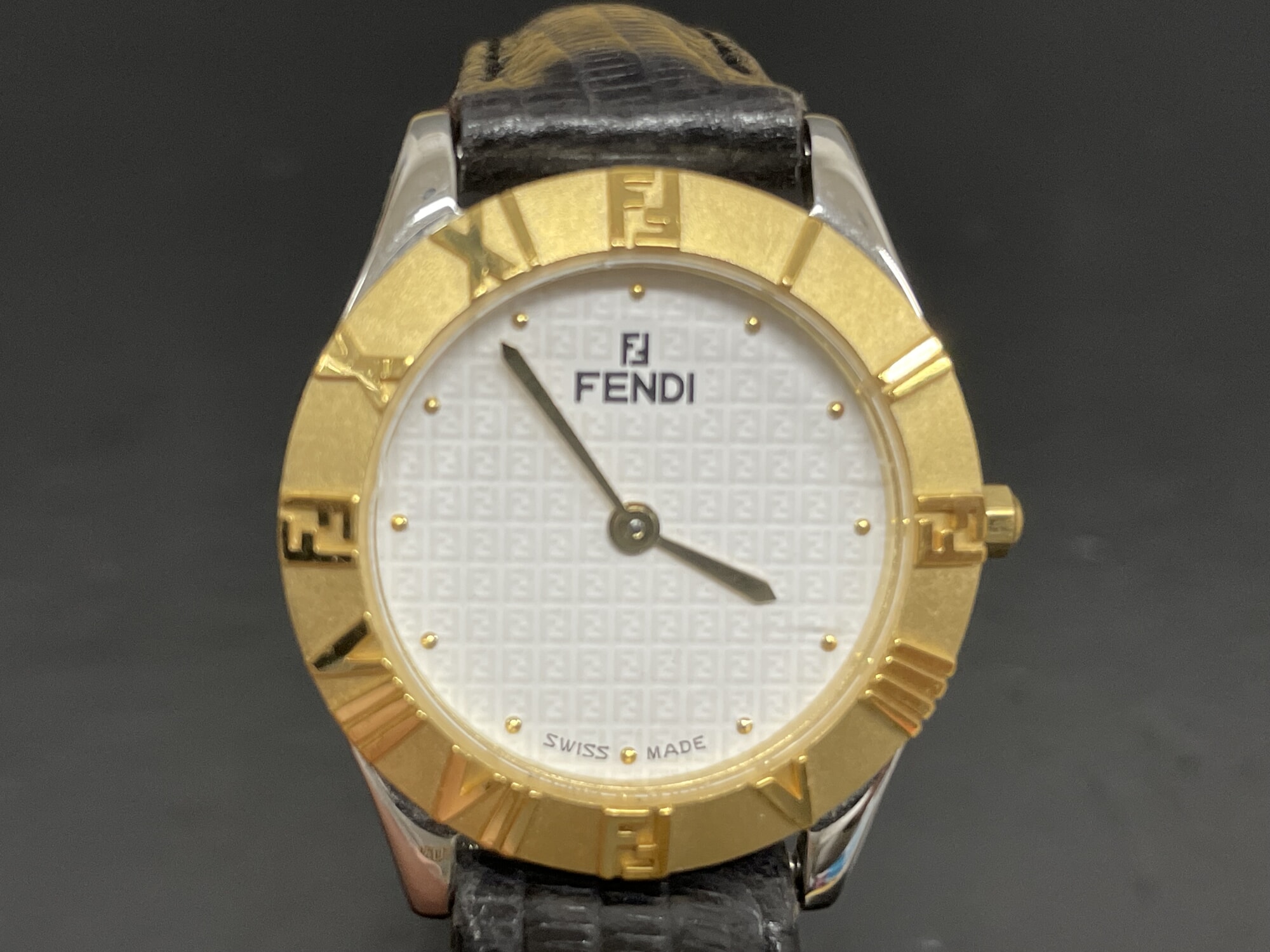 FENDI 2000L ズッカ レディースクォーツ腕時計