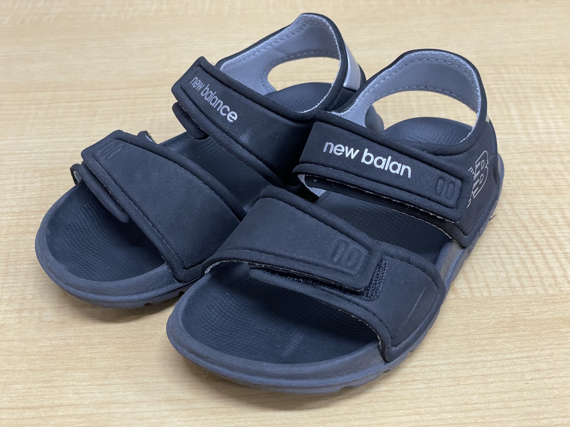 NEW BALANCE  IOSPSDBA ベビー サンダル