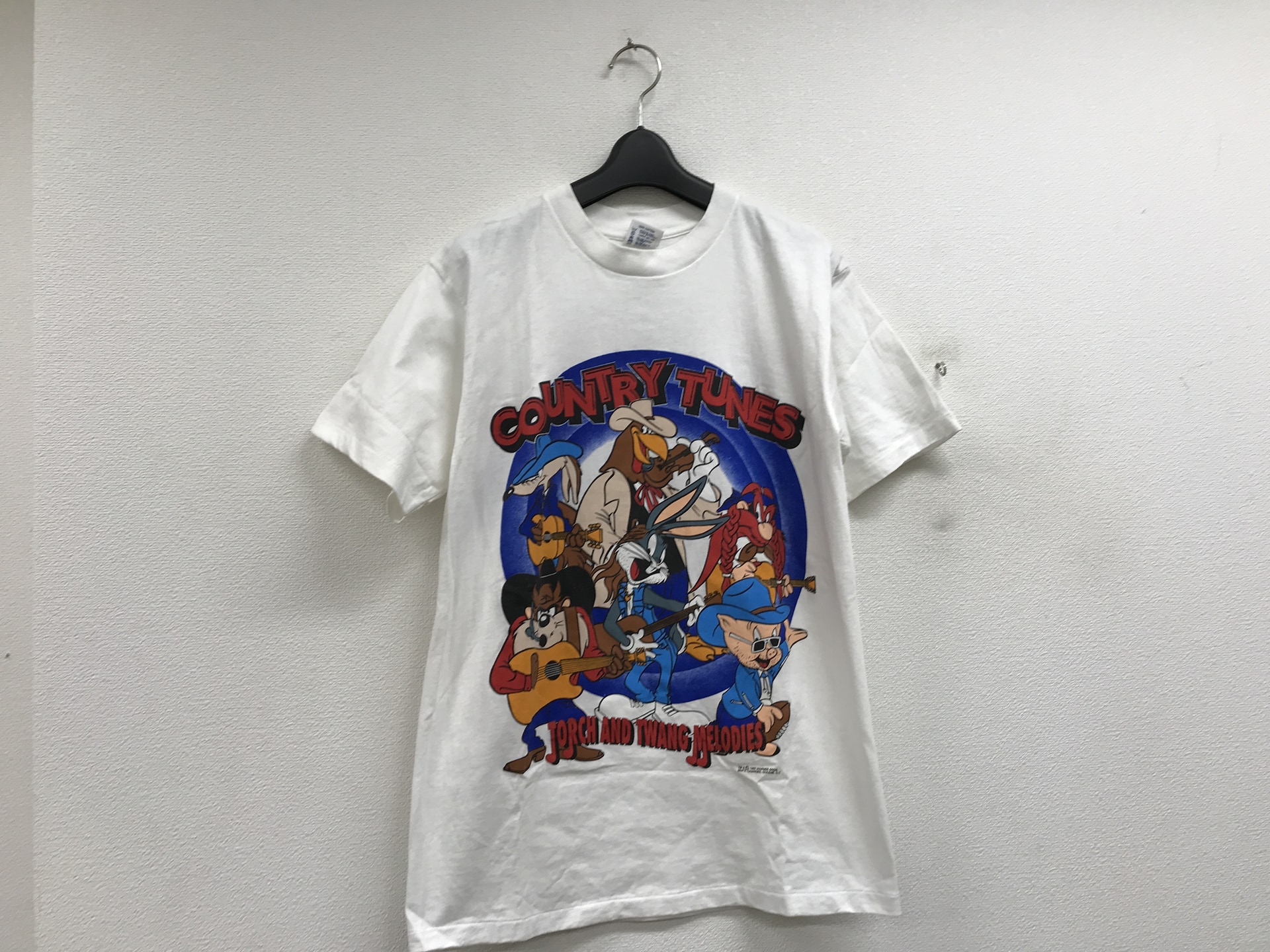 DELTA LOONEY TUNES COUNTRY TUNESキャラクターTシャツ