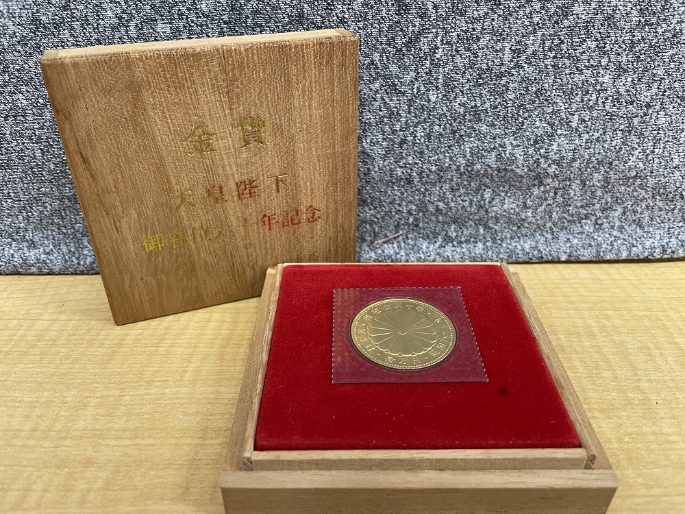 天皇陛下御在位60年記念10万円金貨 昭和61年銘