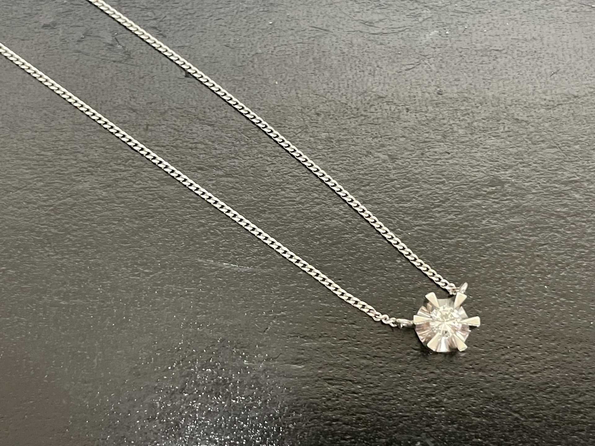 プラチナダイヤモンドネックレス 一粒ダイヤ0.2ct