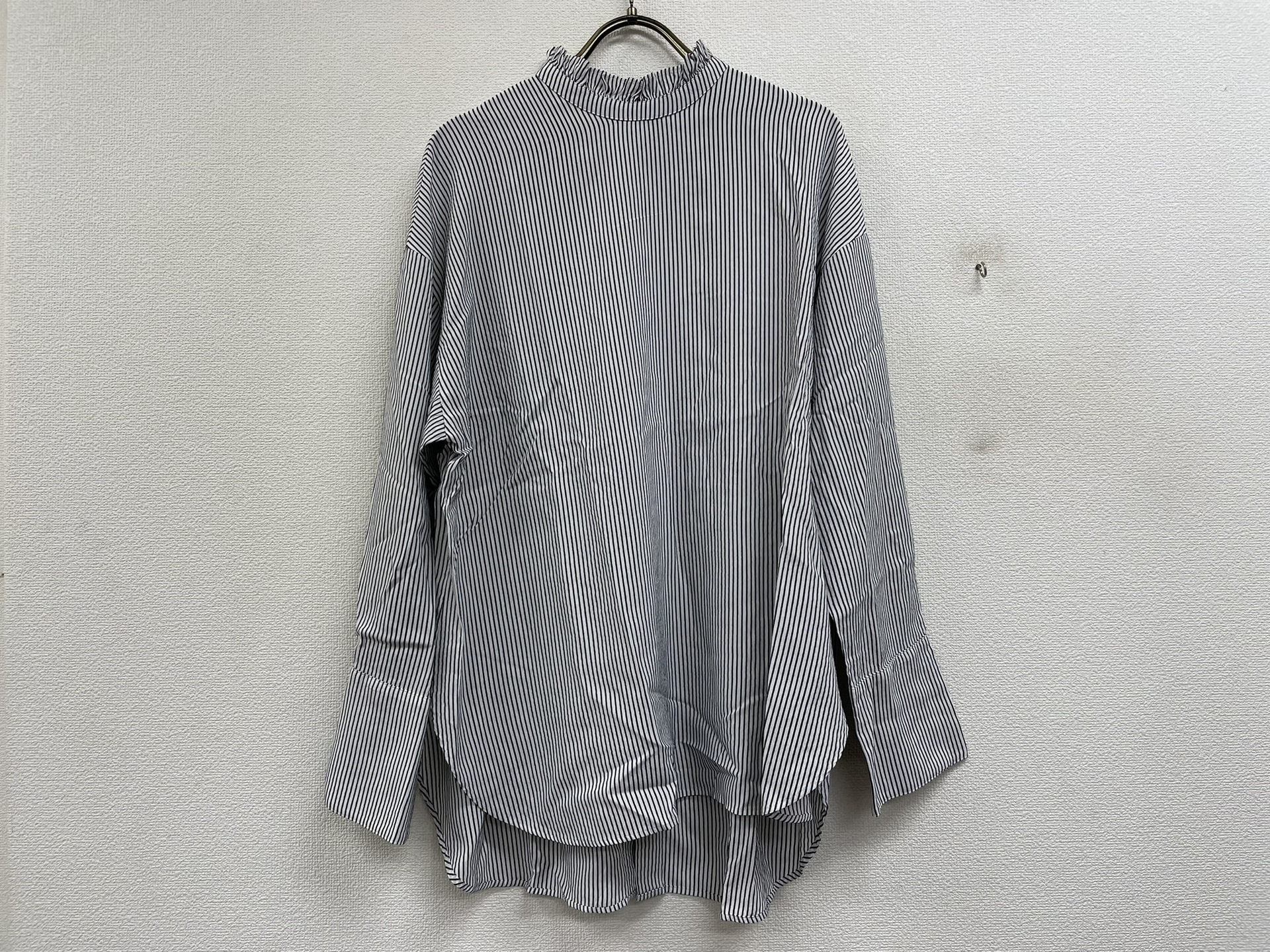 Spick&Span フリルカラーストライプシャツ
