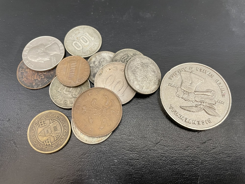 東京オリンピック、稲穂100円硬貨、外国コイン