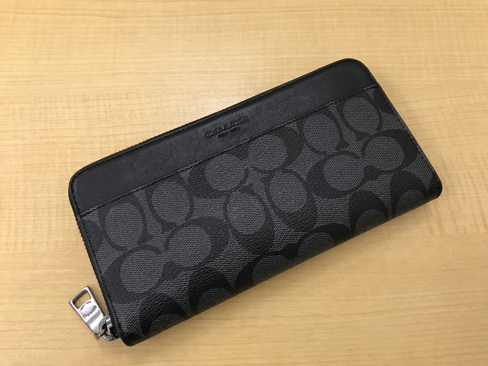 COACH F58112 シグネチャーアコーディオンジップアラウンド長財布