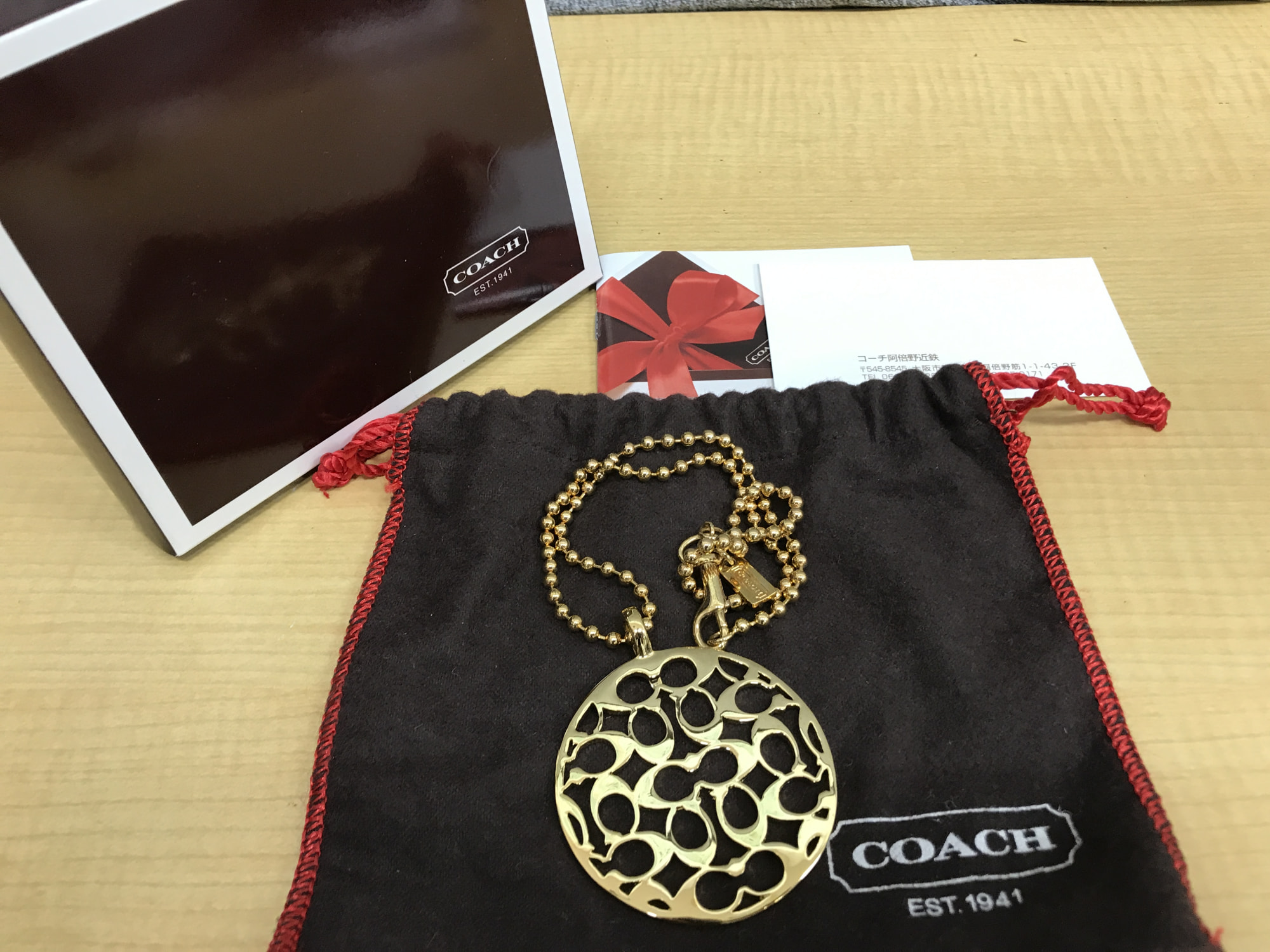 COACH ミニシグネチャーネックレス