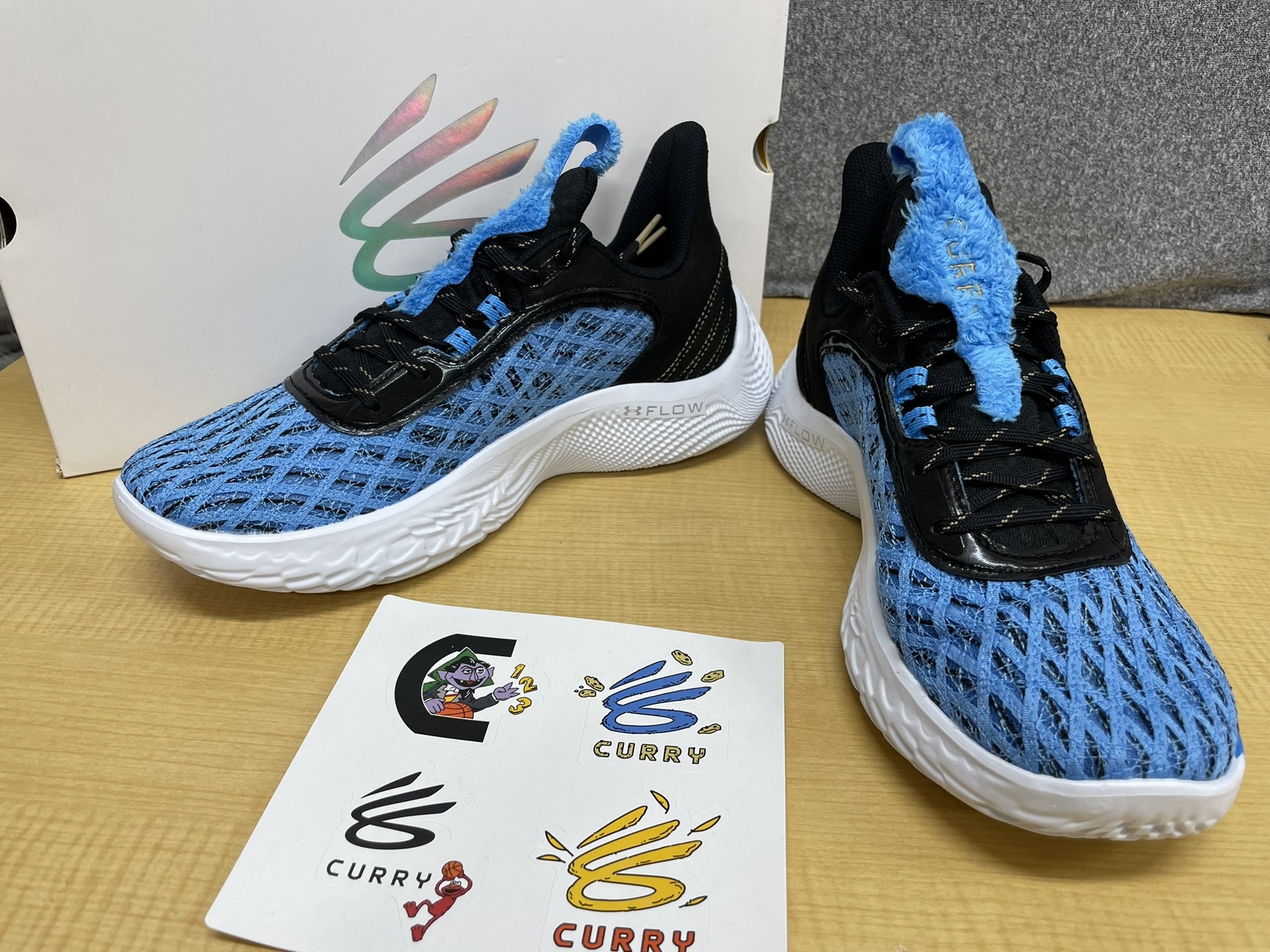Sesame Street×Under Armour 3024248-404 Curry Flow 9 Taking Cookies