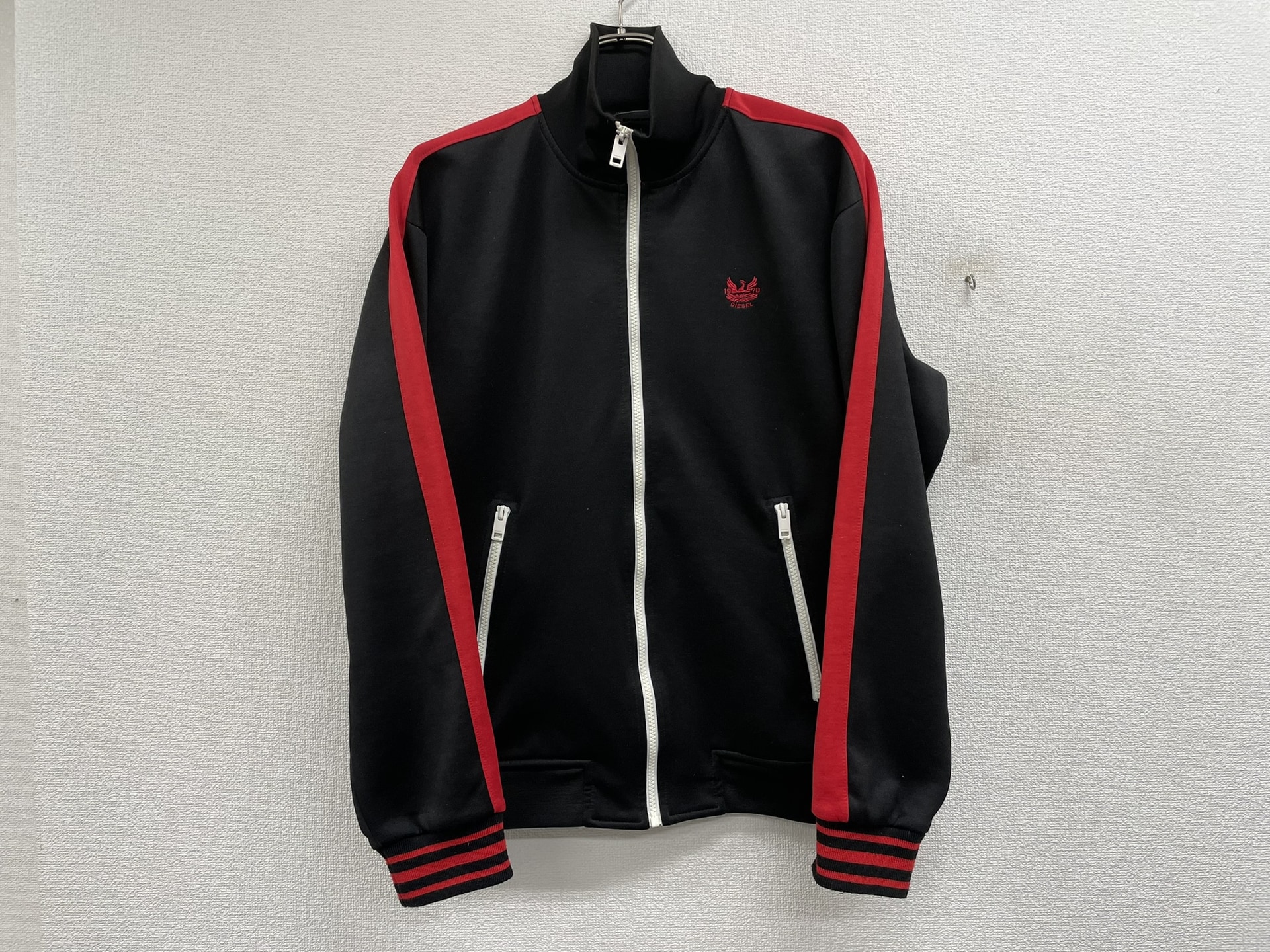 DIESEL 袖ライントラックジャケット