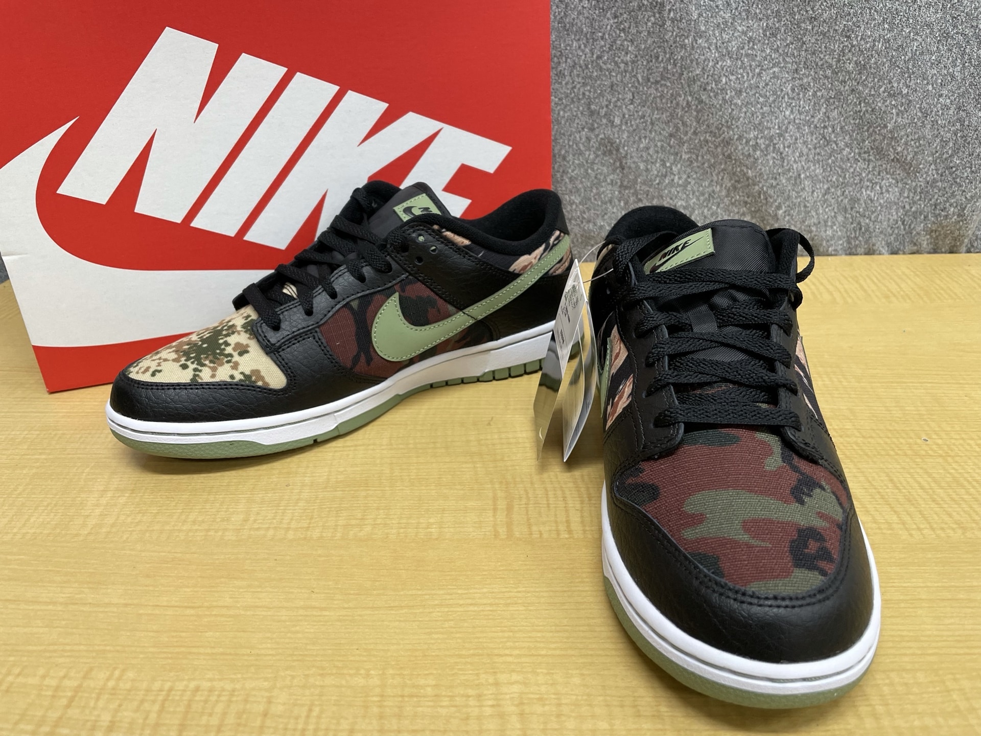 NIKE DH0957-001 DUNK LOW SE Black Multi-Camo