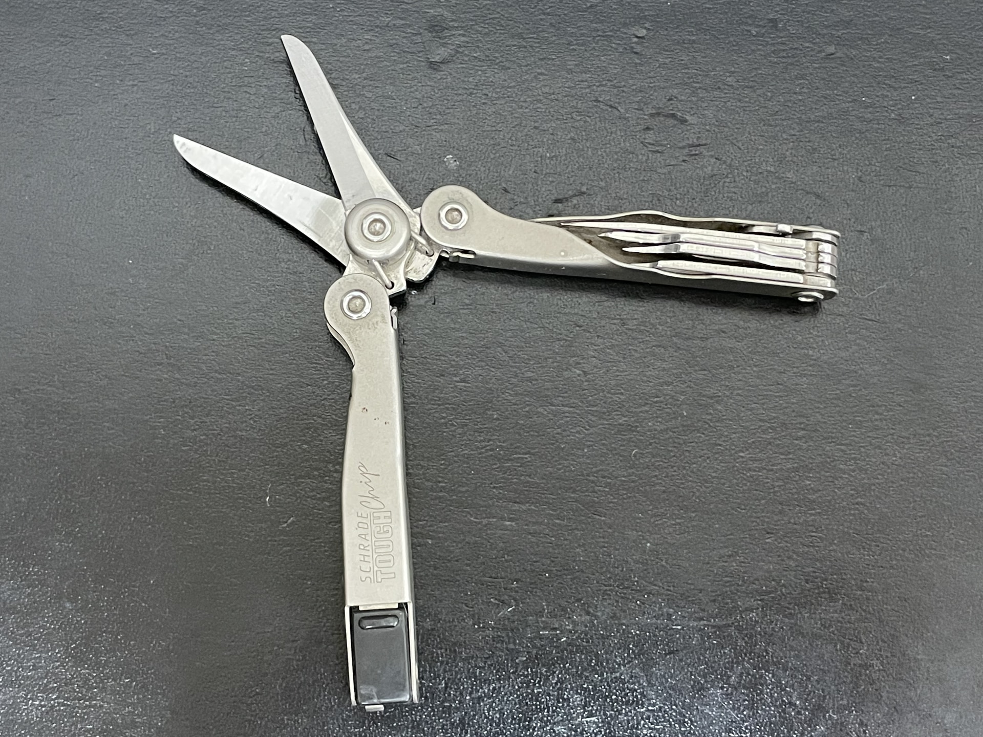 SCHRADE TOUGH Crip マルチシザーズ