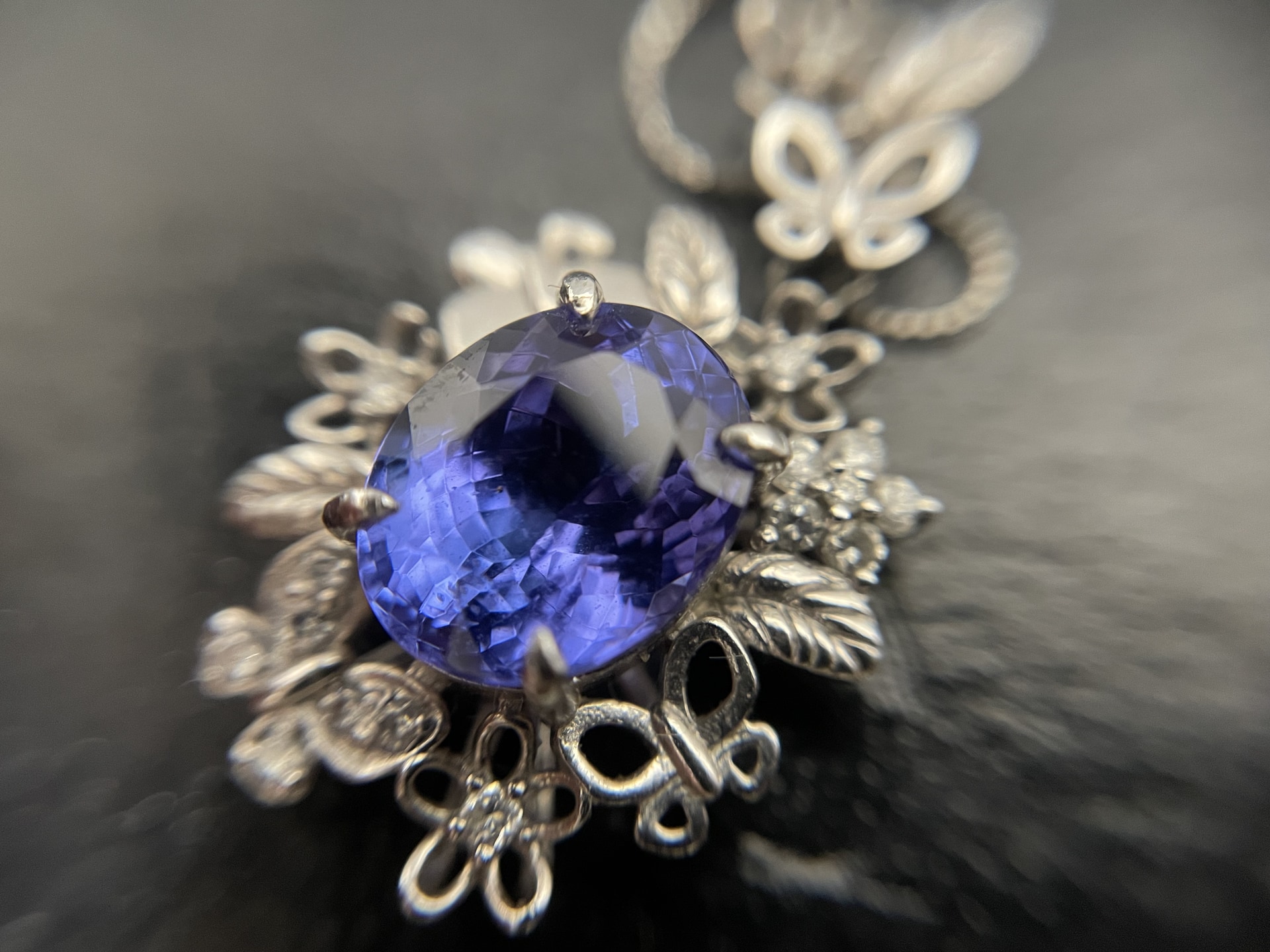 プラチナネックレス タンザナイト3.31ct ダイヤモンド0.12ct 