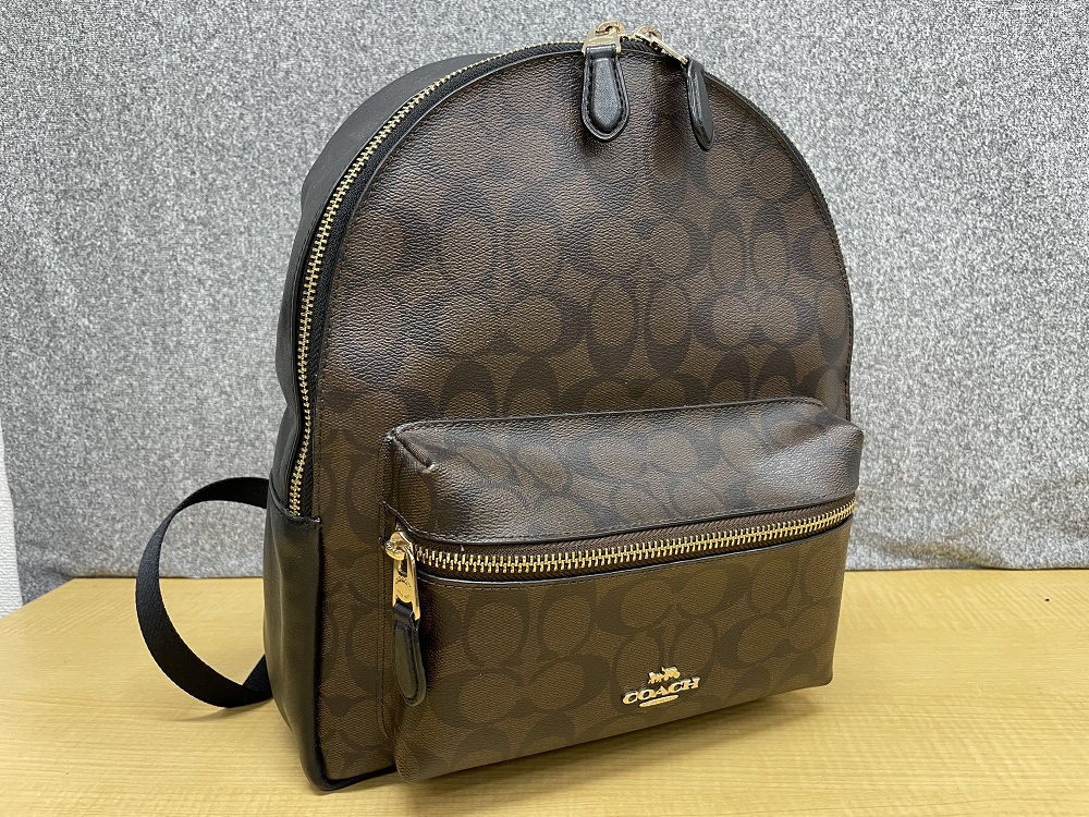 COACH F32200 チャーリーシグネチャーPVCレザーミディアムバックパック