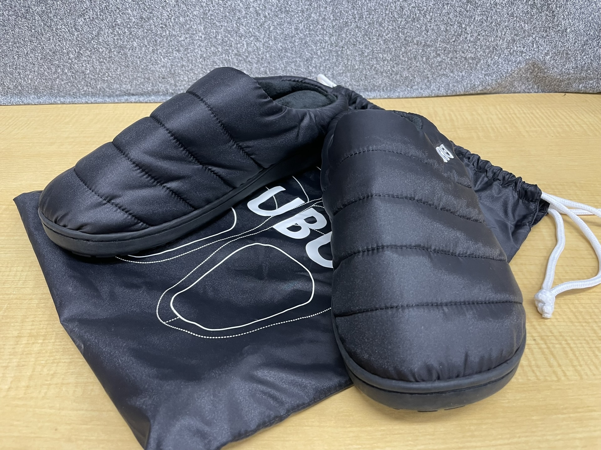 SUBU PERMANENT BLACK サンダル