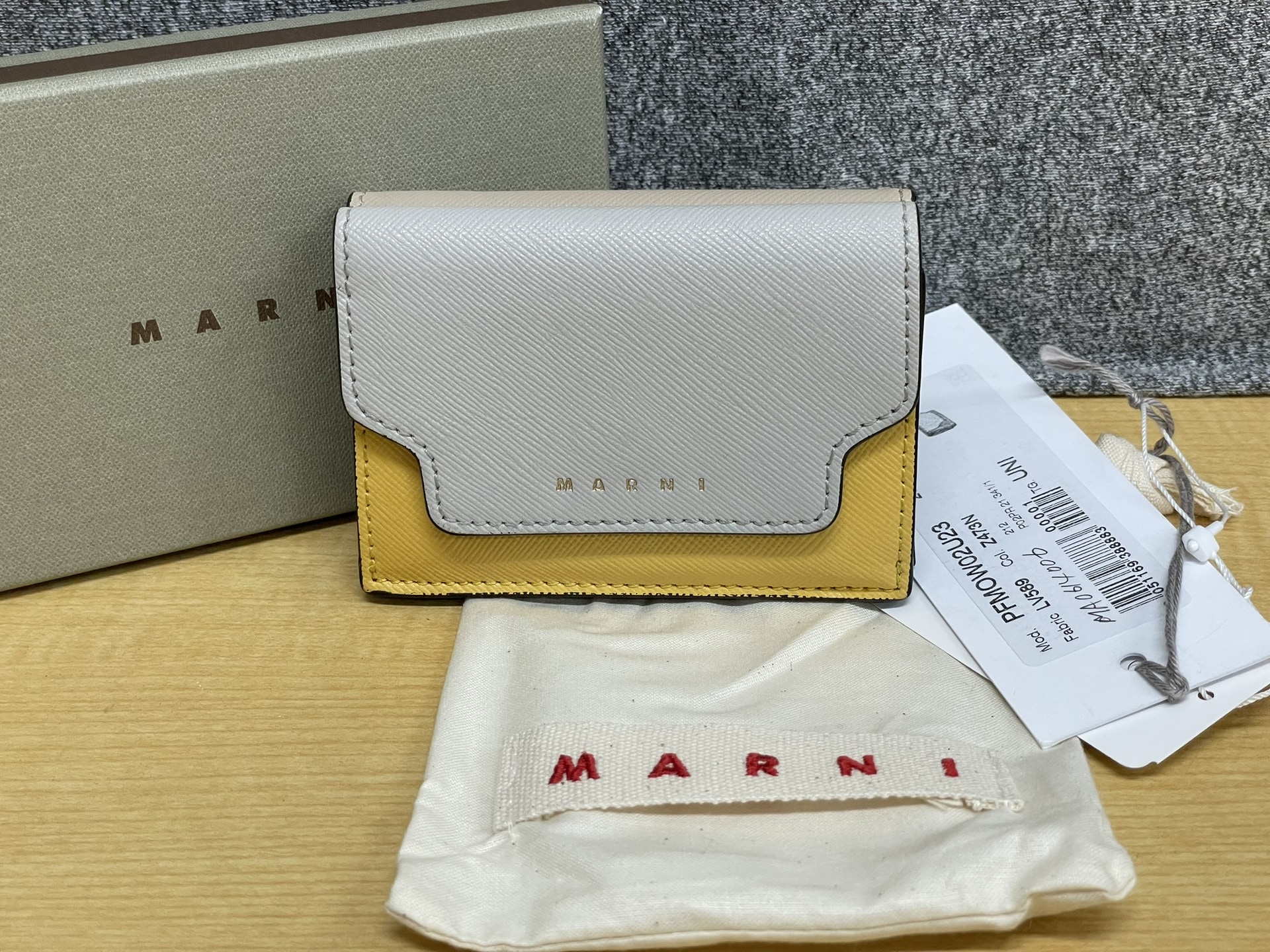 MARNI トランクトリフォールドウォレット