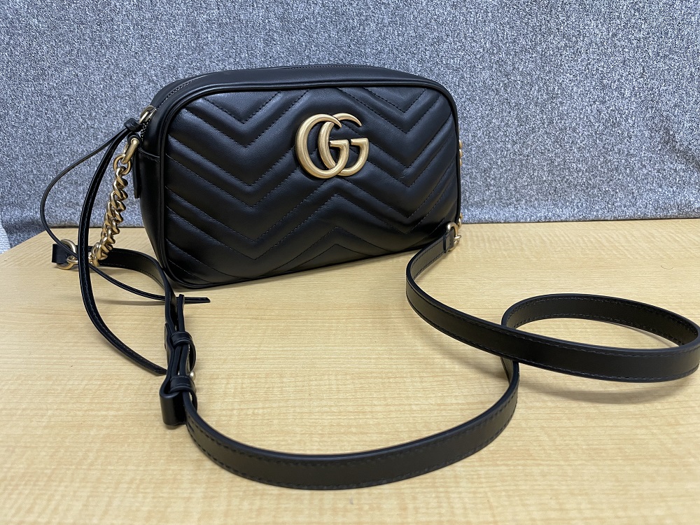 GUCCI 447632 GGマーモント キルティング ショルダーバッグ