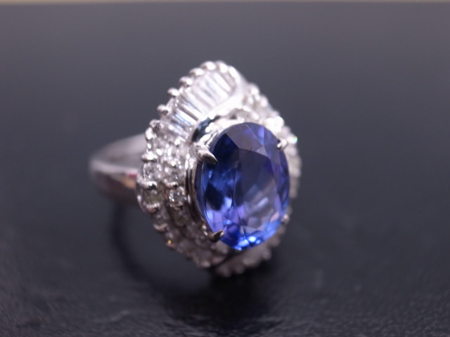 pt900 タンザナイト3.293ct ダイヤ1ct リング