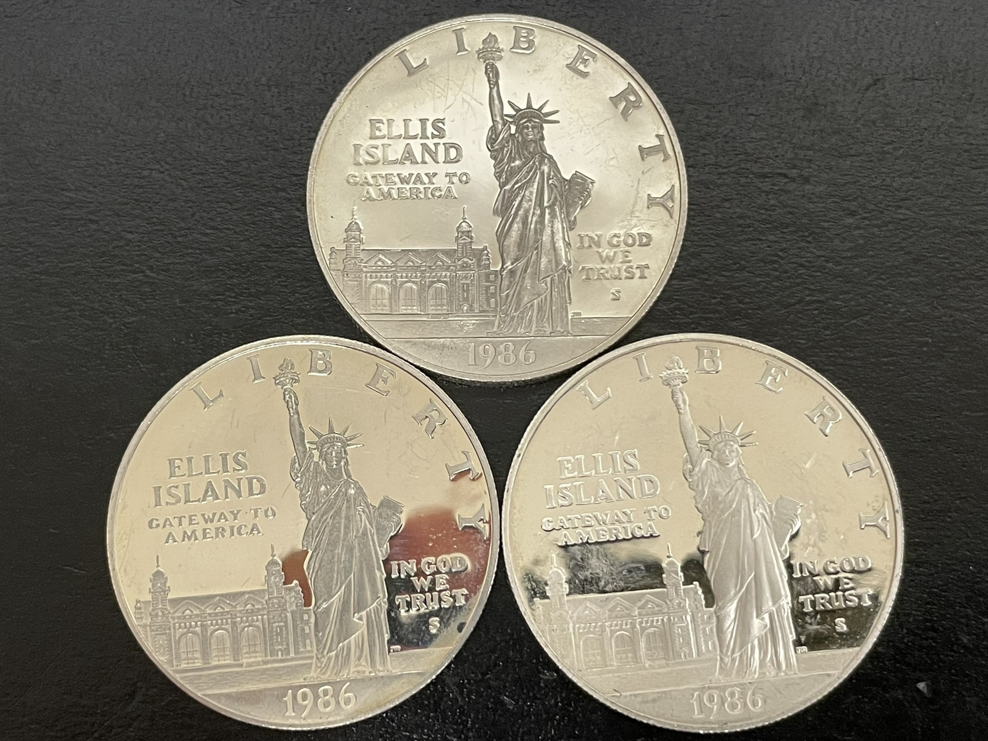 アメリカ 1986年リバティコイン1ドル銀貨